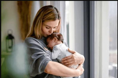 A Complete Guide for Moms to Soothe, Feed, and Create a Gentle Baby Schedule