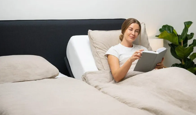 Smart Bed: Redefining Sleep with Intelligent Technology