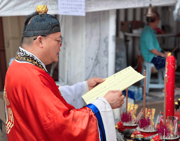 The Reverent Rituals of Taoist Funeral Services